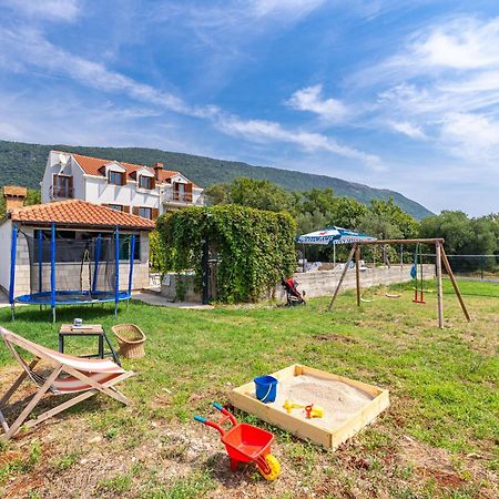 Holiday Home Luce Vitaljina Exterior foto